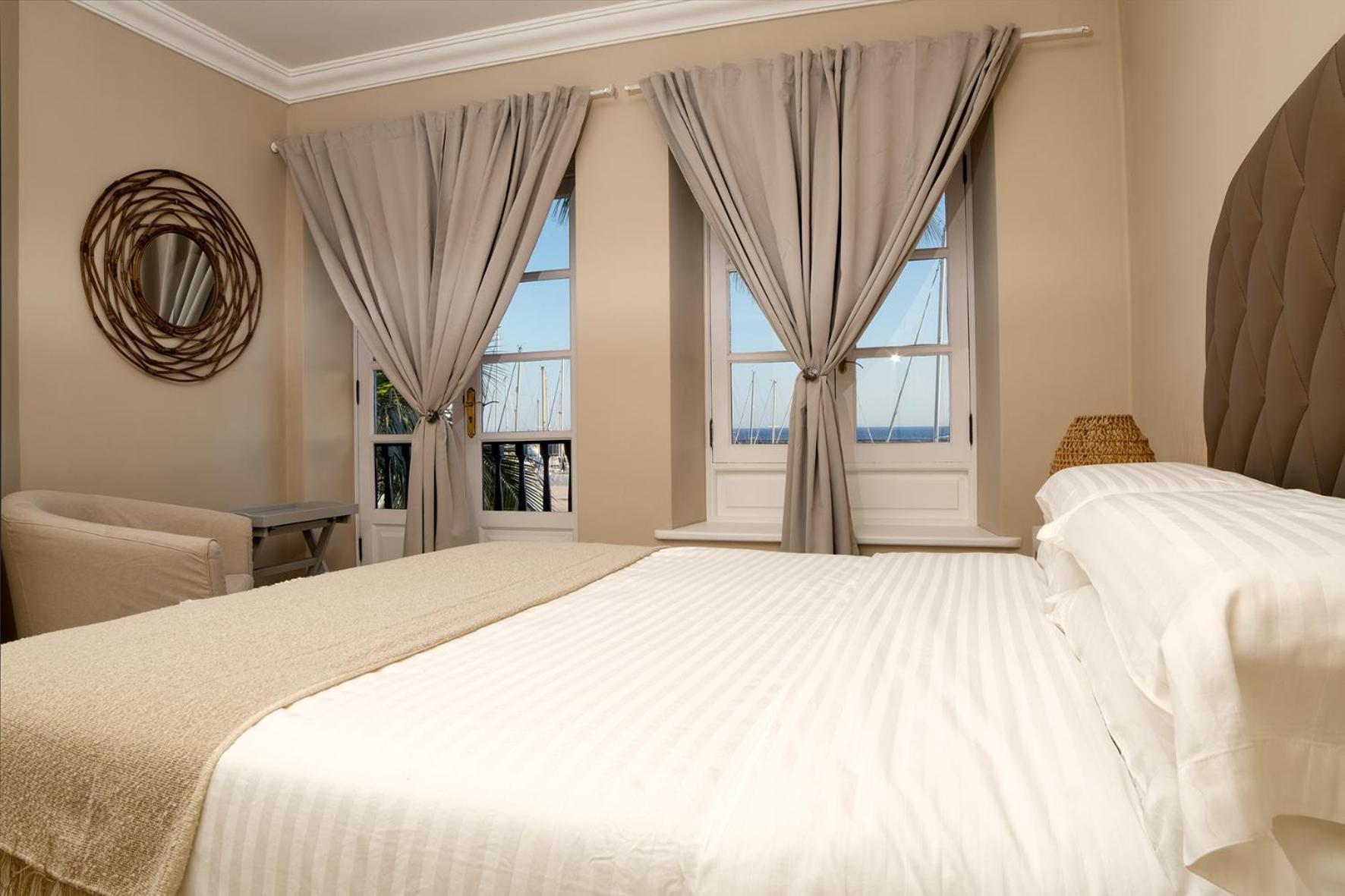 Casa Natalie La Marina Apartment ปูแอร์โตกาเลโร ภายนอก รูปภาพ